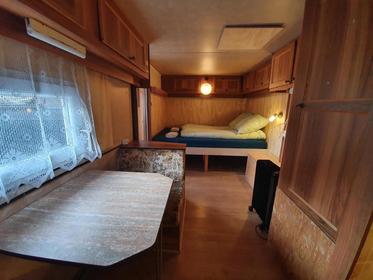 Hostel Le Chandelier Сент-Юрсан Экстерьер фото